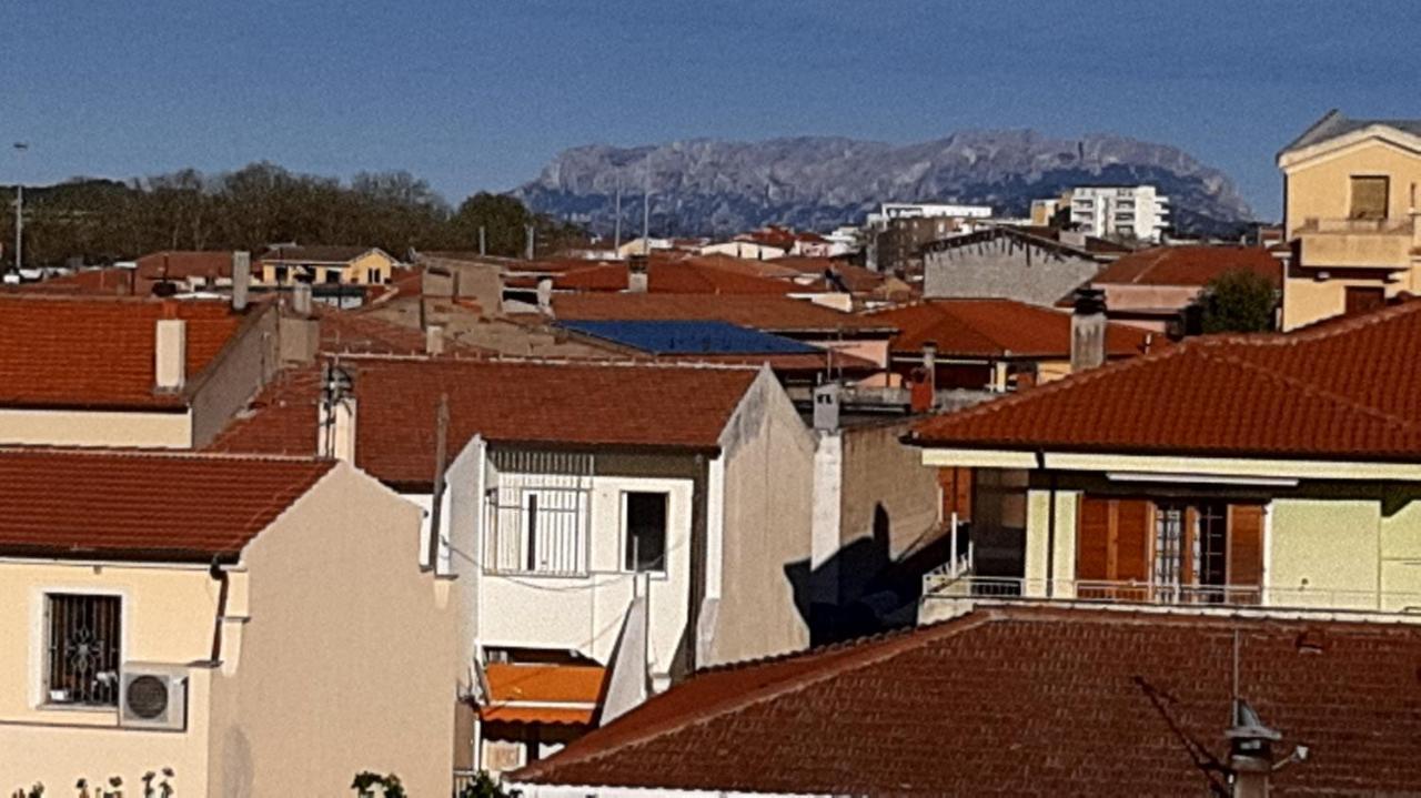 Lo Sguardo Sulla Citta' ,Panoramic View Apartment Olbia Exterior photo